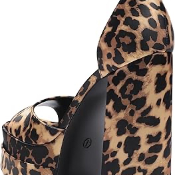 Chunky Cheetah Heels - Picture 4 of 5